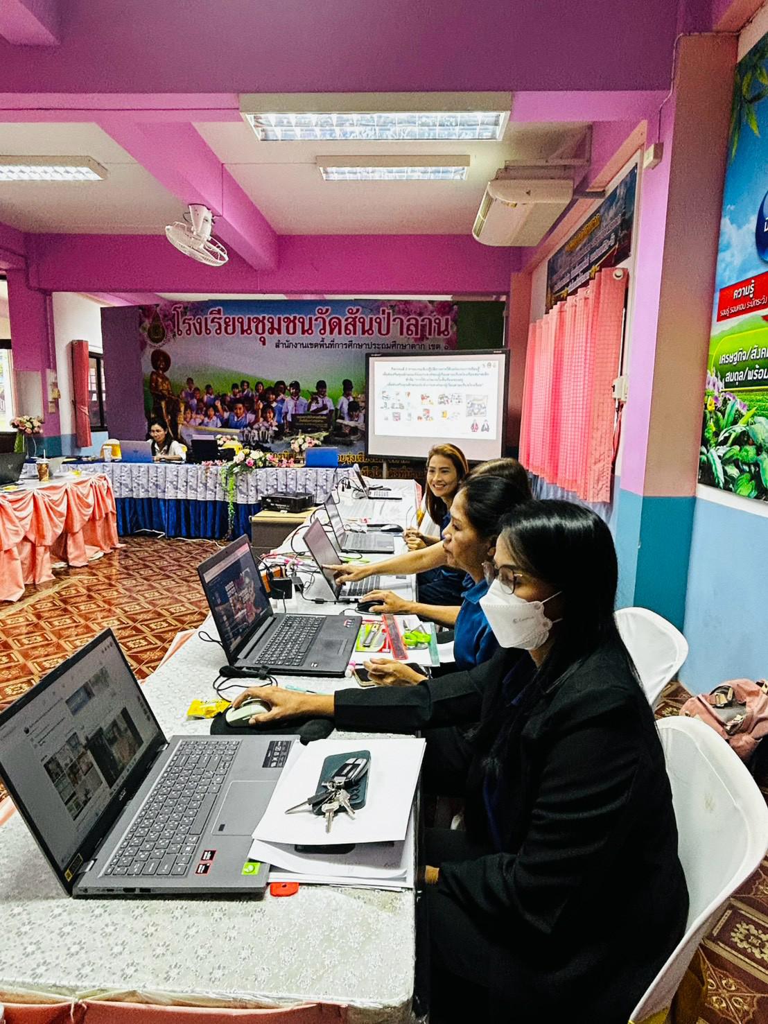 16. โครงการการพัฒนาบอร์ดเกมการเรียนรู้ เพื่อส่งเสริมคุณลักษณะอันพึงประสงค์ของผู้เรียนตามบริบทโรงเรียน ภายใต้โครงการพัฒนาคุณภาพการศึกษาและการพัฒนาท้องถิ่นโดยมีสถาบันอุดมศึกษาเป็นพี่เลี้ยงเครือข่ายเพื่อการพัฒนาอุดมศึกษา